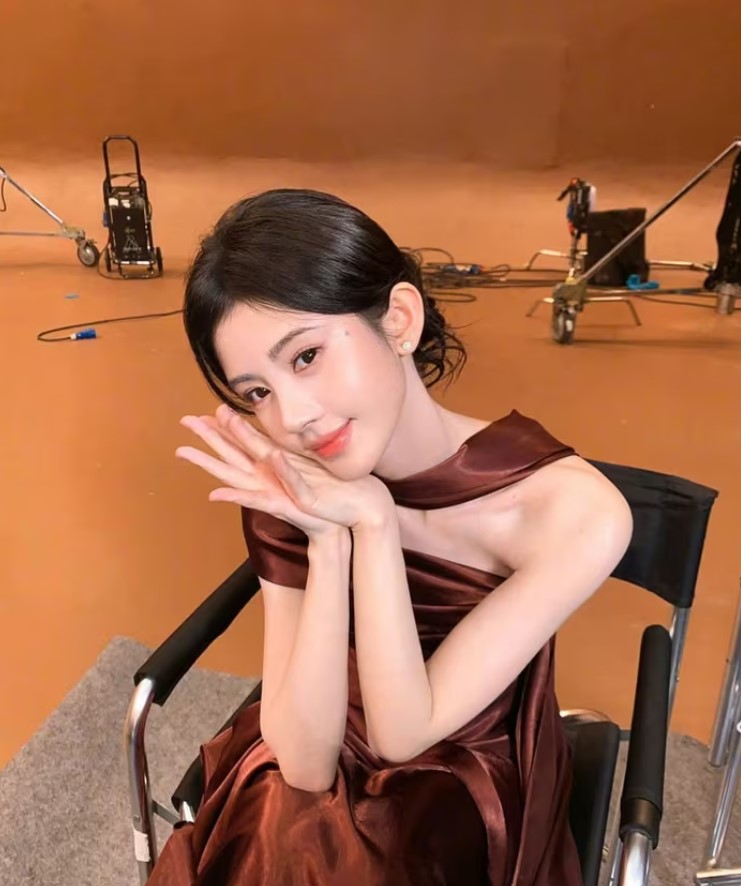 Hình ảnh Cúc Tịnh Y
