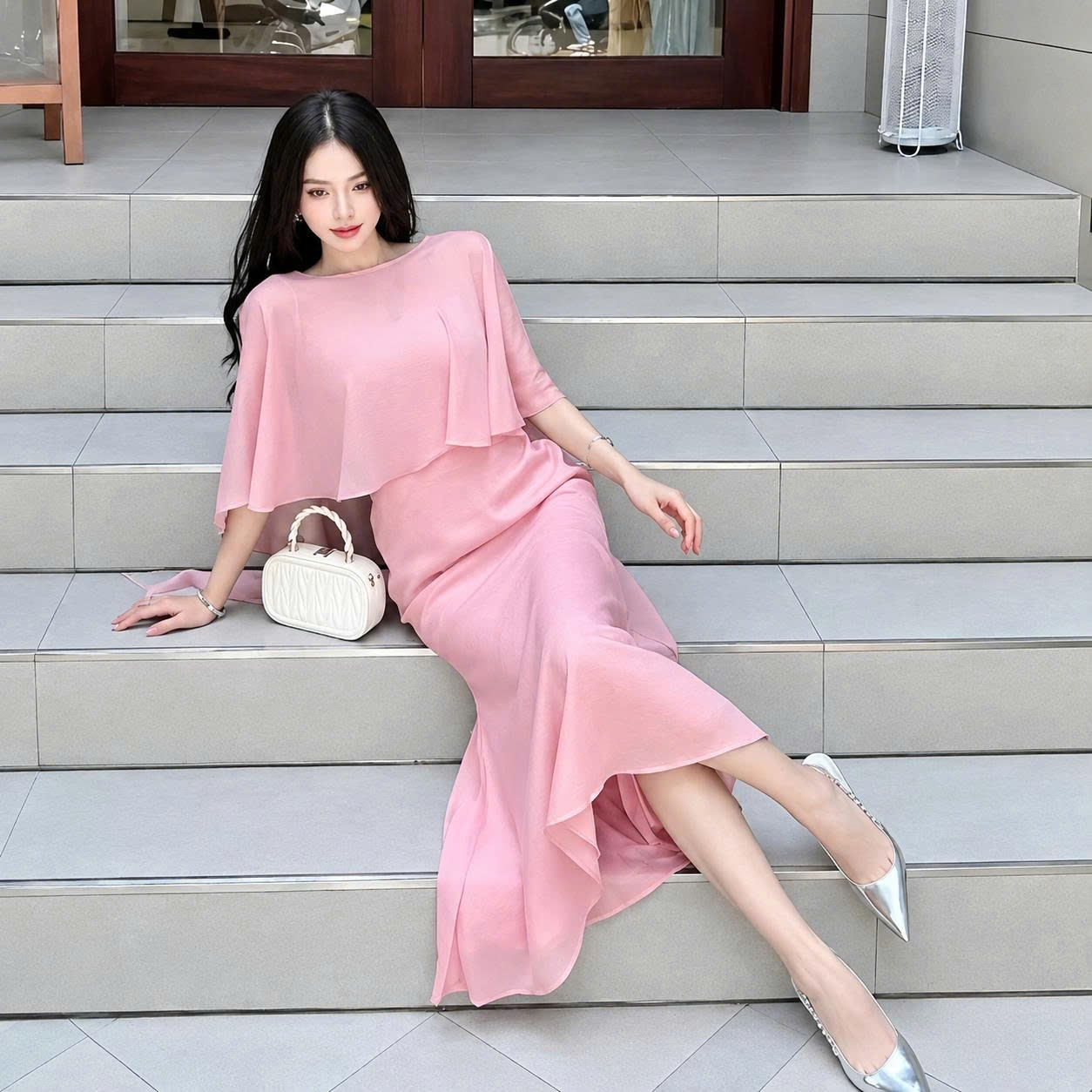 Phối đồ đi dự tiệc cưới cuối năm mùa đông thanh lịch